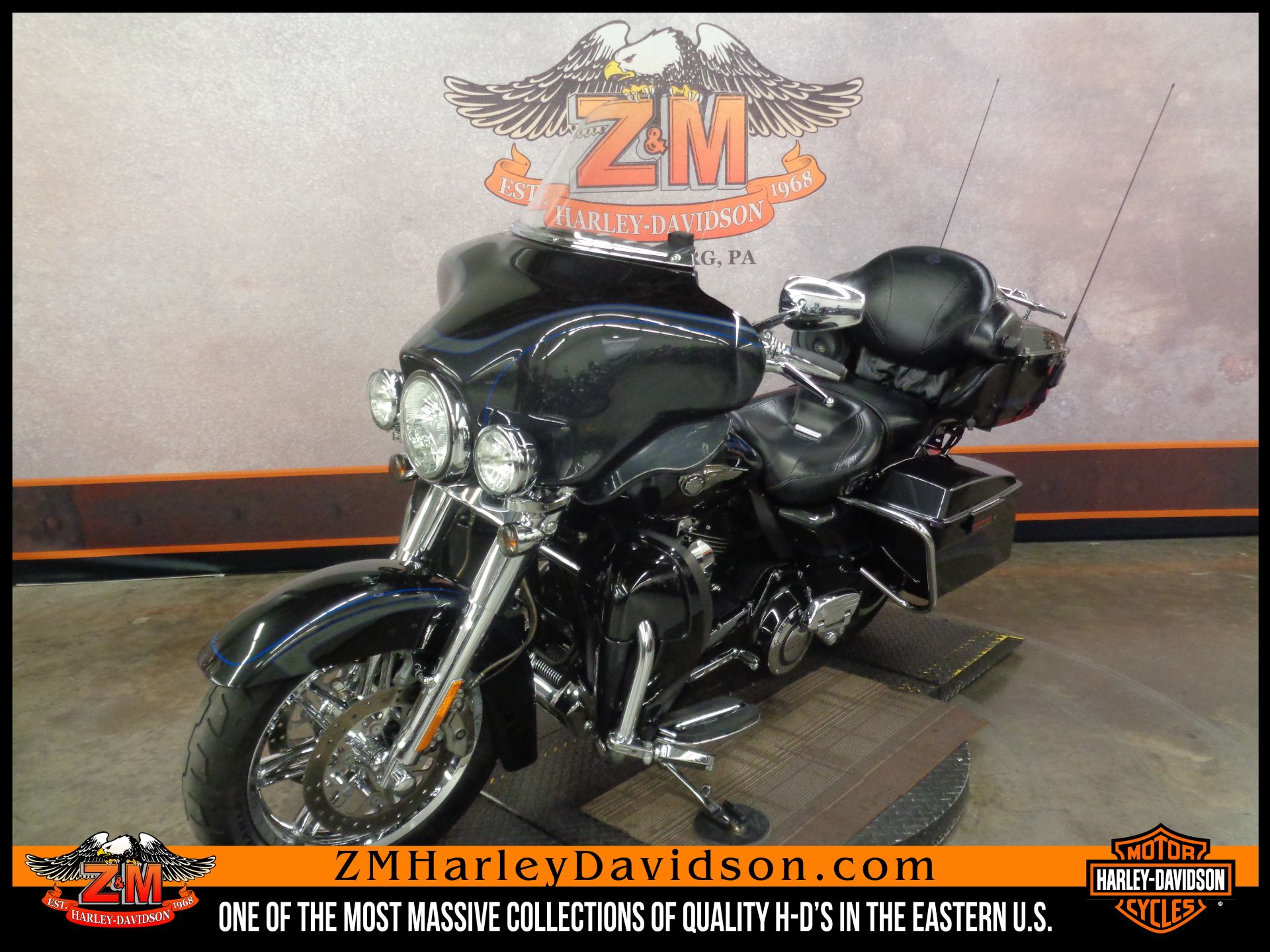 2013 Harley-Davidson CVO™ Ultra Classic® Electra Glide® 110th Anniversary Edition in Greensburg, Pennsylvania - Photo 5