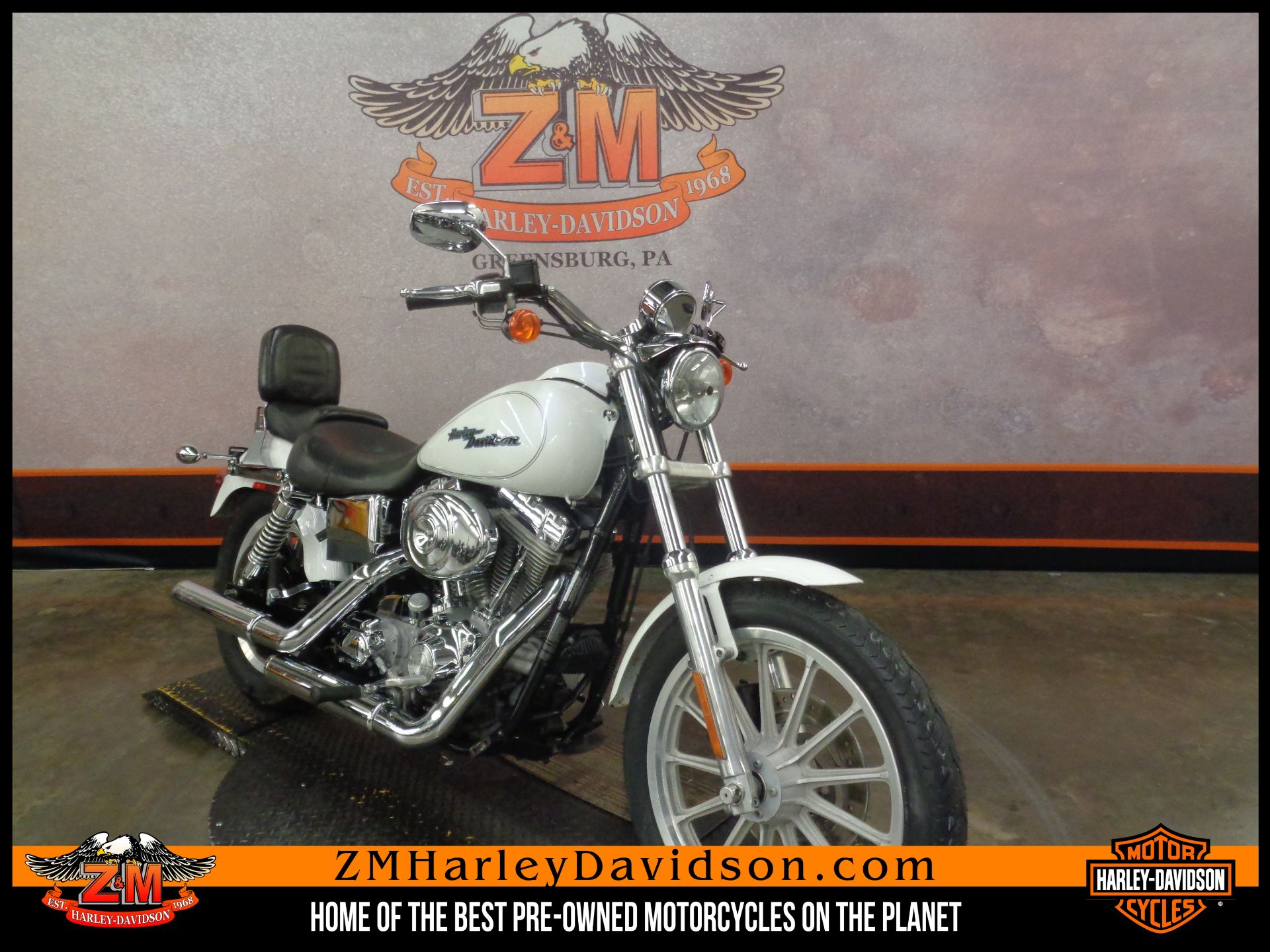 2005 Harley-Davidson FXDC/FXDCI Dyna  Super Glide® Custom in Greensburg, Pennsylvania - Photo 2