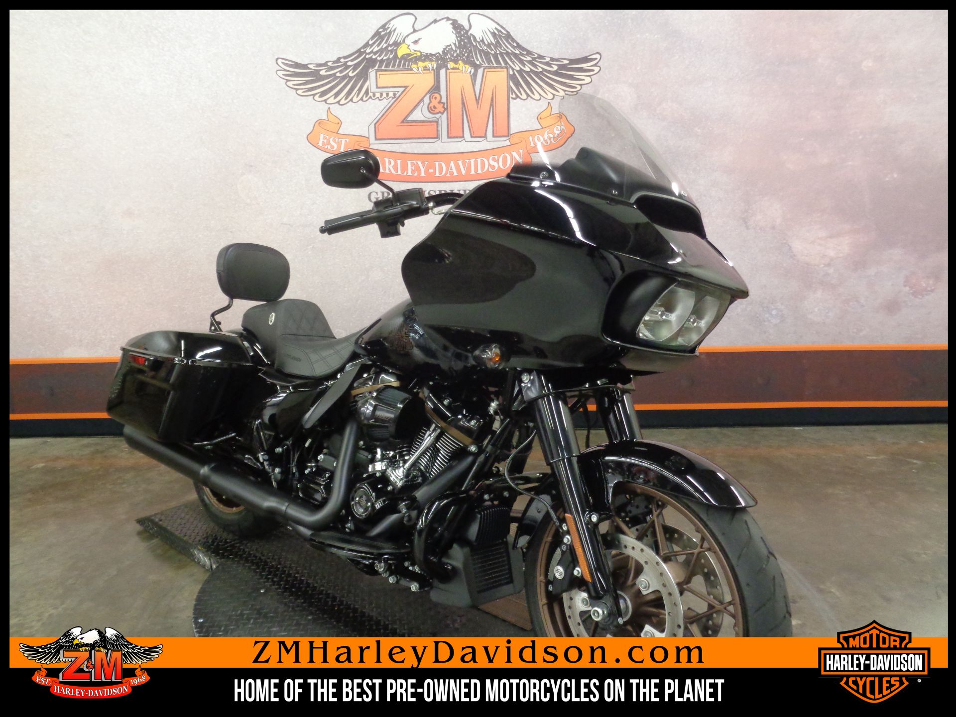 2022 Harley-Davidson Road Glide® ST in Greensburg, Pennsylvania - Photo 2