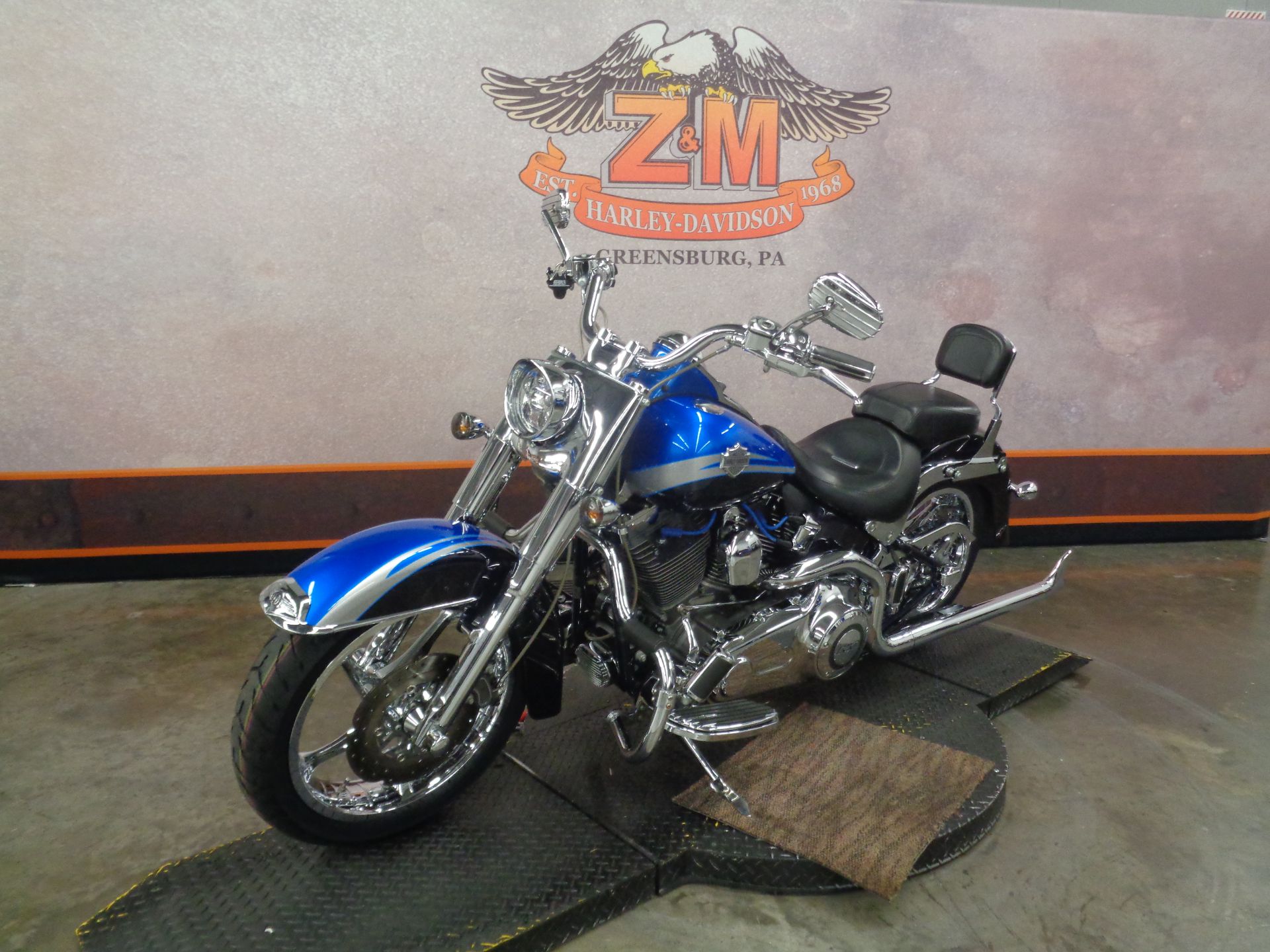 2010 Harley-Davidson CVO™ Softail® Convertible in Greensburg, Pennsylvania - Photo 3