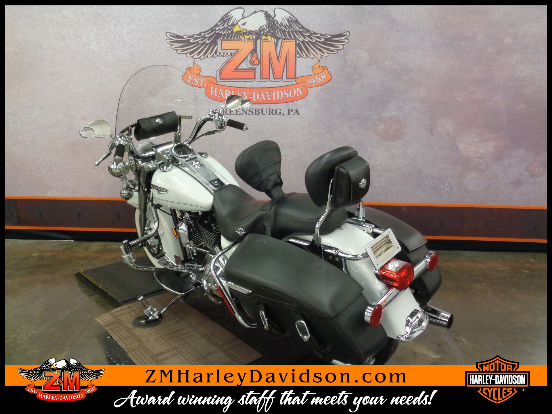 2002 Harley-Davidson FLHRCI Road King® Classic in Greensburg, Pennsylvania - Photo 6