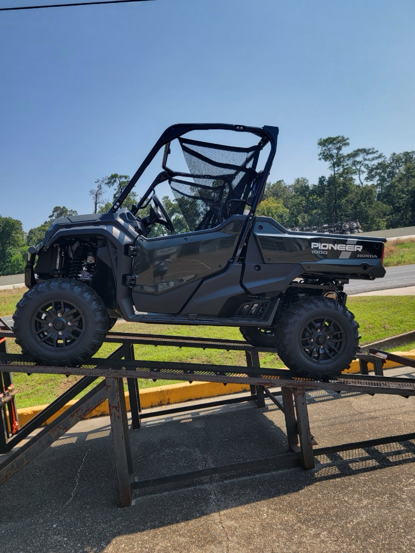 2024 Honda Pioneer 1000 Deluxe in Orange, Texas - Photo 1