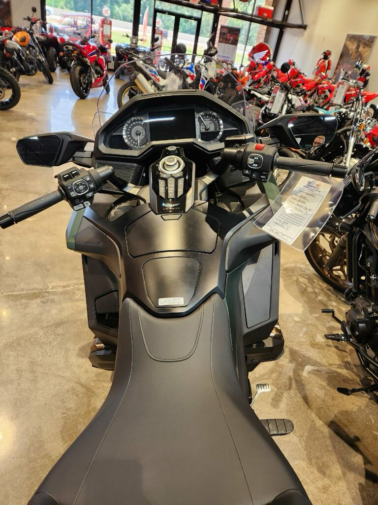 2024 Honda Gold Wing Automatic DCT in Orange, Texas - Photo 3