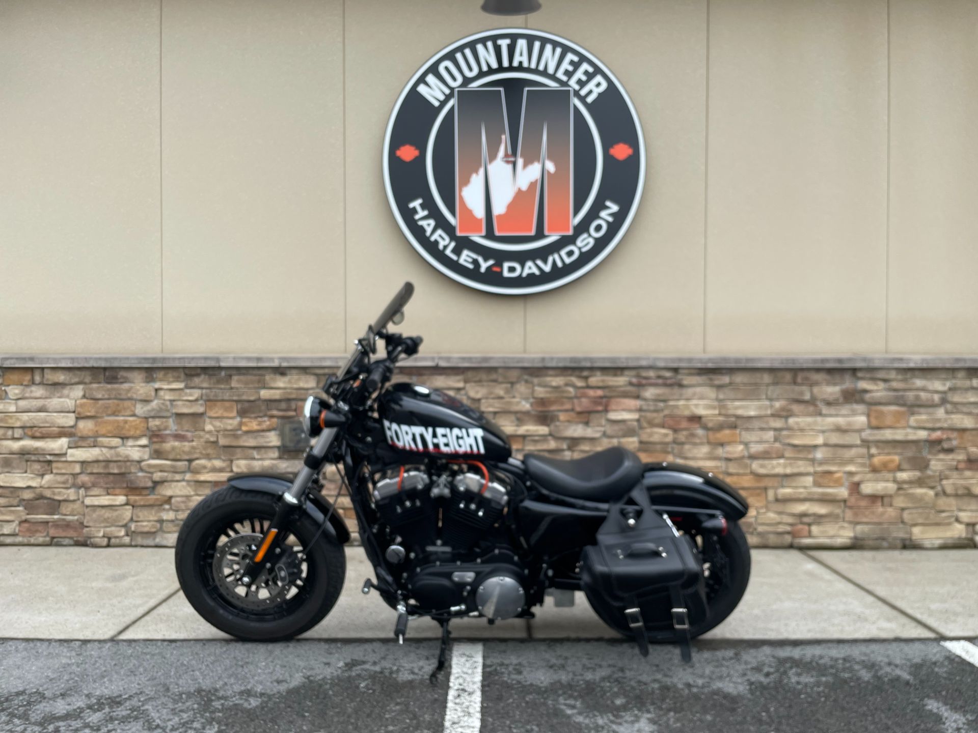 2016 Harley-Davidson Forty-Eight® in Morgantown, West Virginia - Photo 2