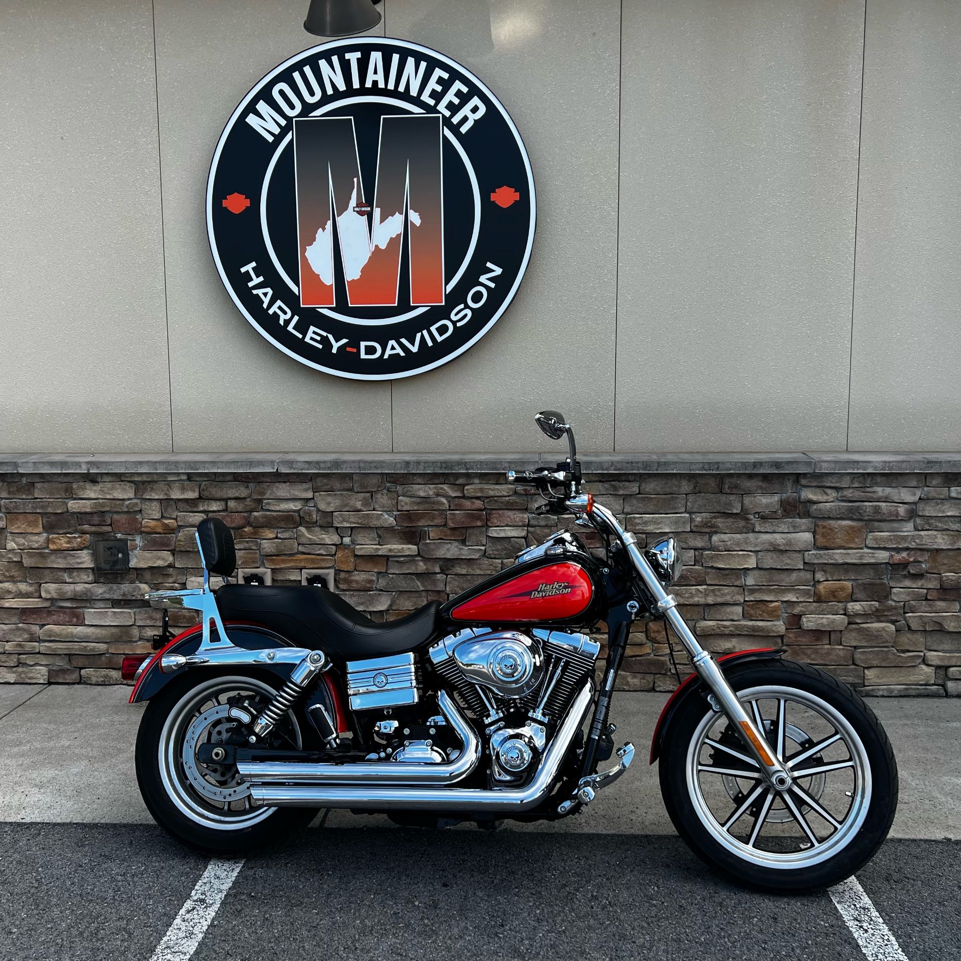 2009 Harley-Davidson Dyna® Low Rider® in Morgantown, West Virginia - Photo 1