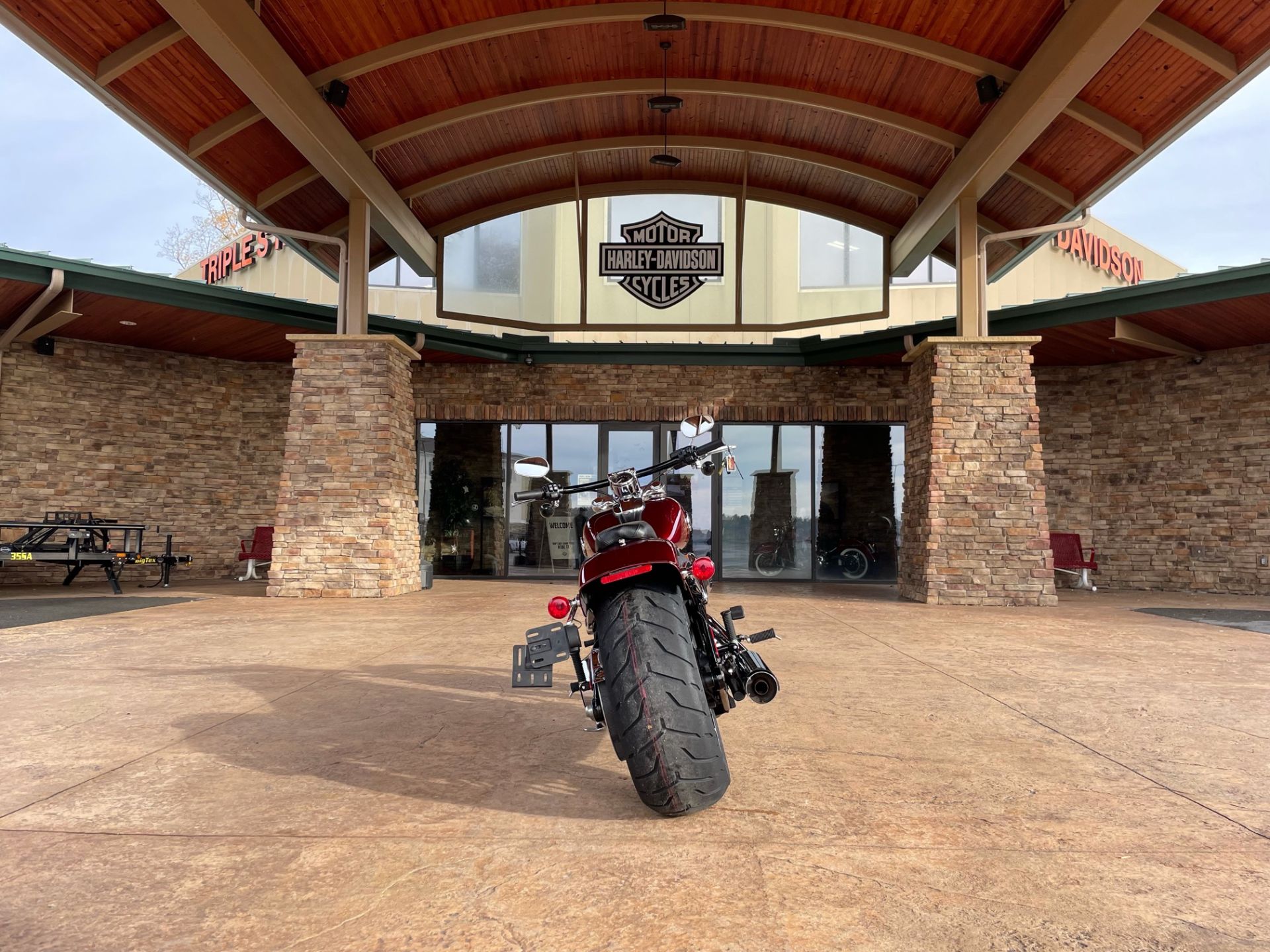 2017 Harley-Davidson Breakout® in Morgantown, West Virginia - Photo 4