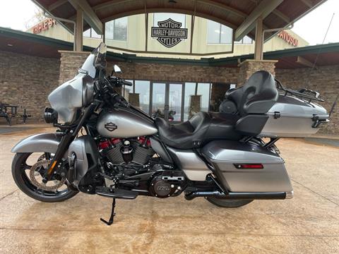 2019 Harley-Davidson CVO™ Limited in Morgantown, West Virginia - Photo 2