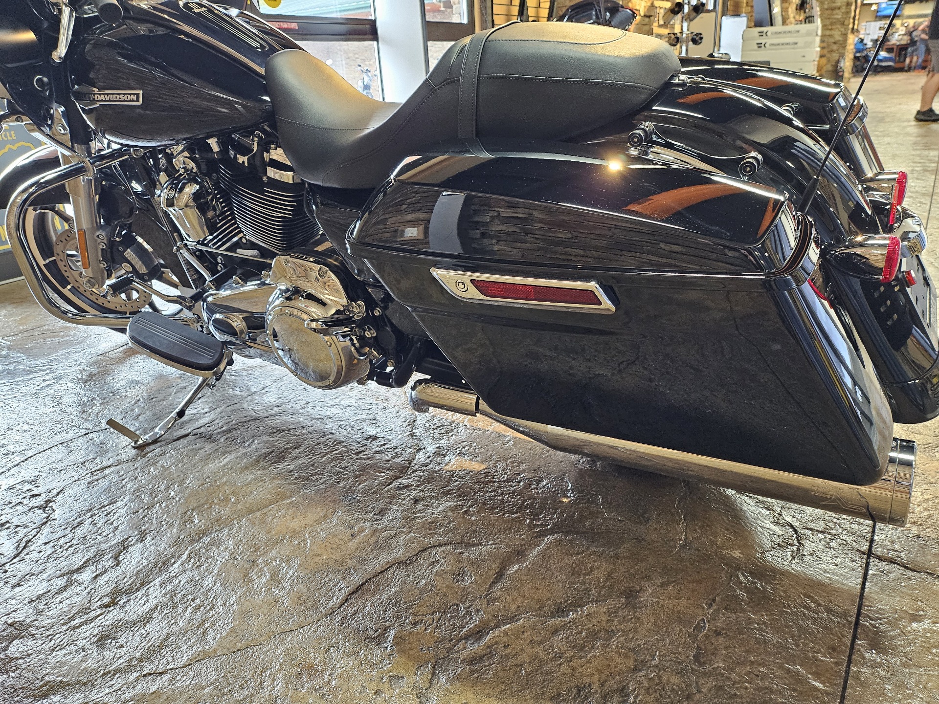 2023 Harley-Davidson Road Glide® in Morgantown, West Virginia - Photo 11