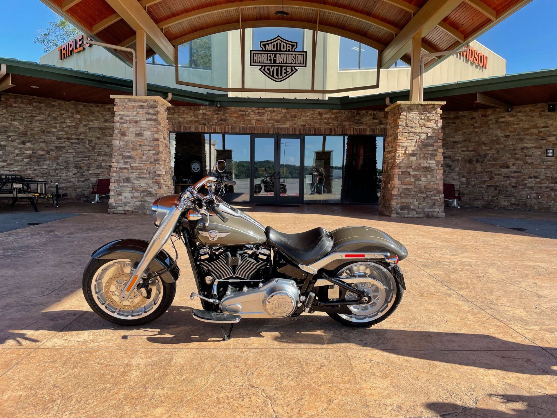 2018 Harley-Davidson Fat Boy® 114 in Morgantown, West Virginia - Photo 2