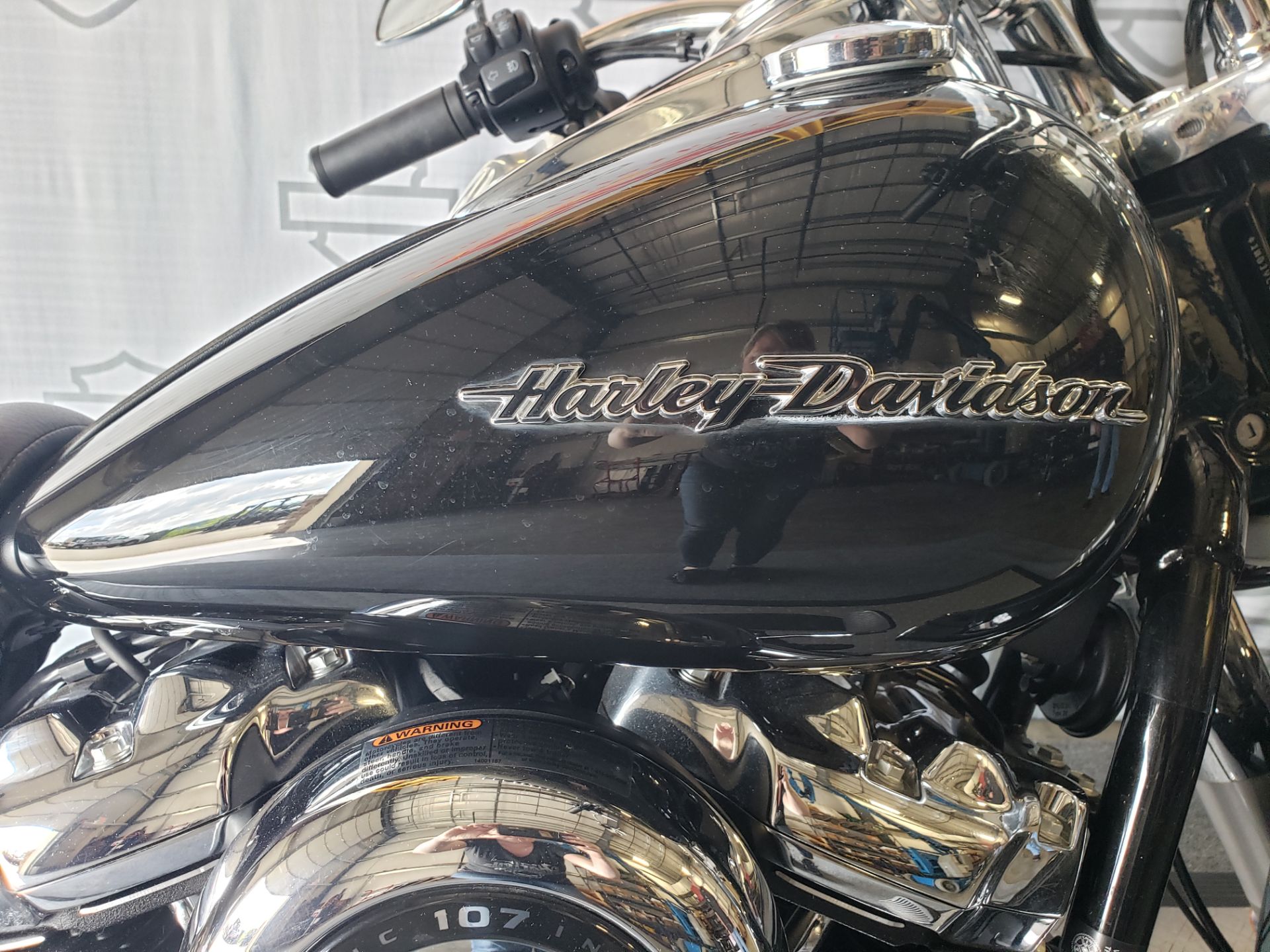 2018 Harley-Davidson Softail® Deluxe 107 in Morgantown, West Virginia - Photo 2