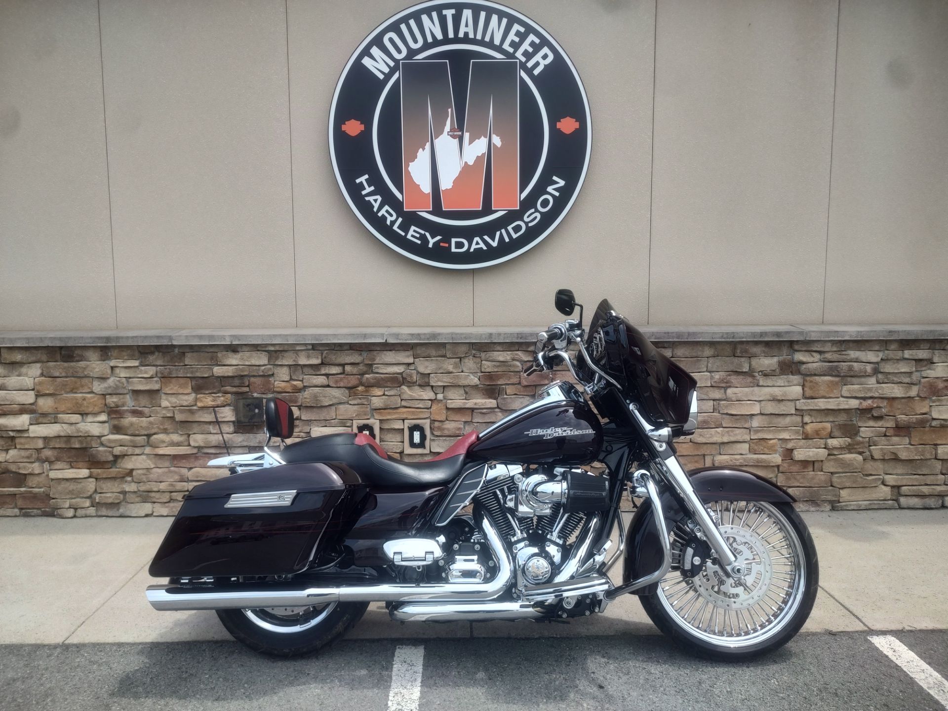 2014 Harley-Davidson Street Glide® Special in Morgantown, West Virginia - Photo 1