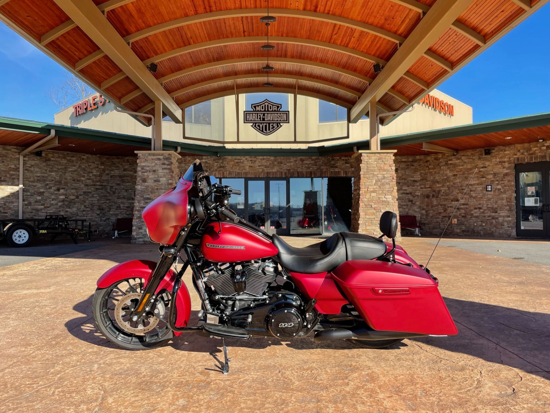 2019 Harley-Davidson Street Glide® Special in Morgantown, West Virginia - Photo 2