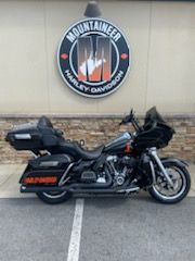 2017 Harley-Davidson Road Glide® Ultra in Morgantown, West Virginia - Photo 1