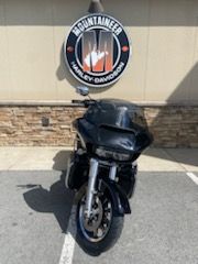 2017 Harley-Davidson Road Glide® Ultra in Morgantown, West Virginia - Photo 3