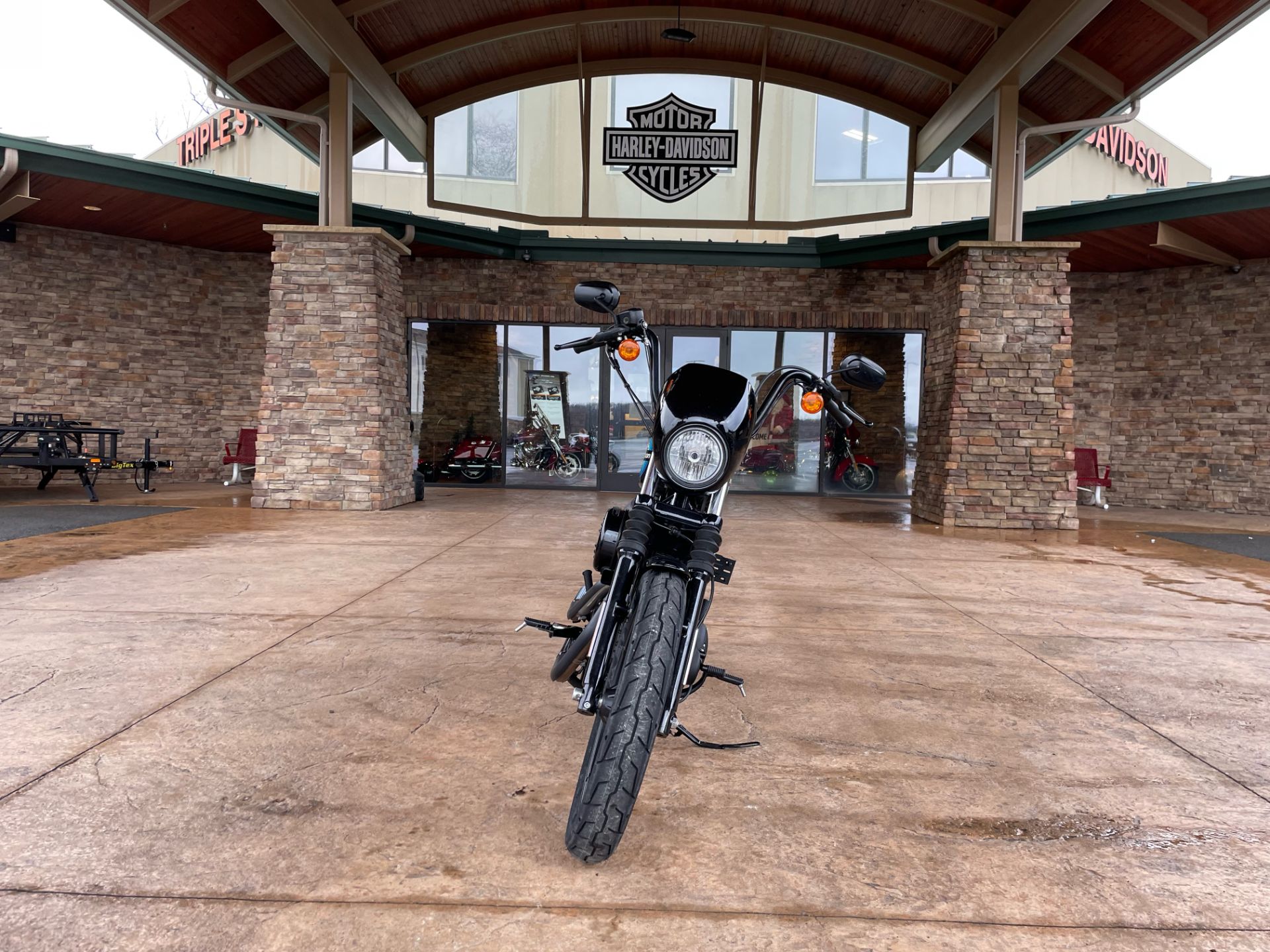 2018 Harley-Davidson Iron 1200™ in Morgantown, West Virginia - Photo 3