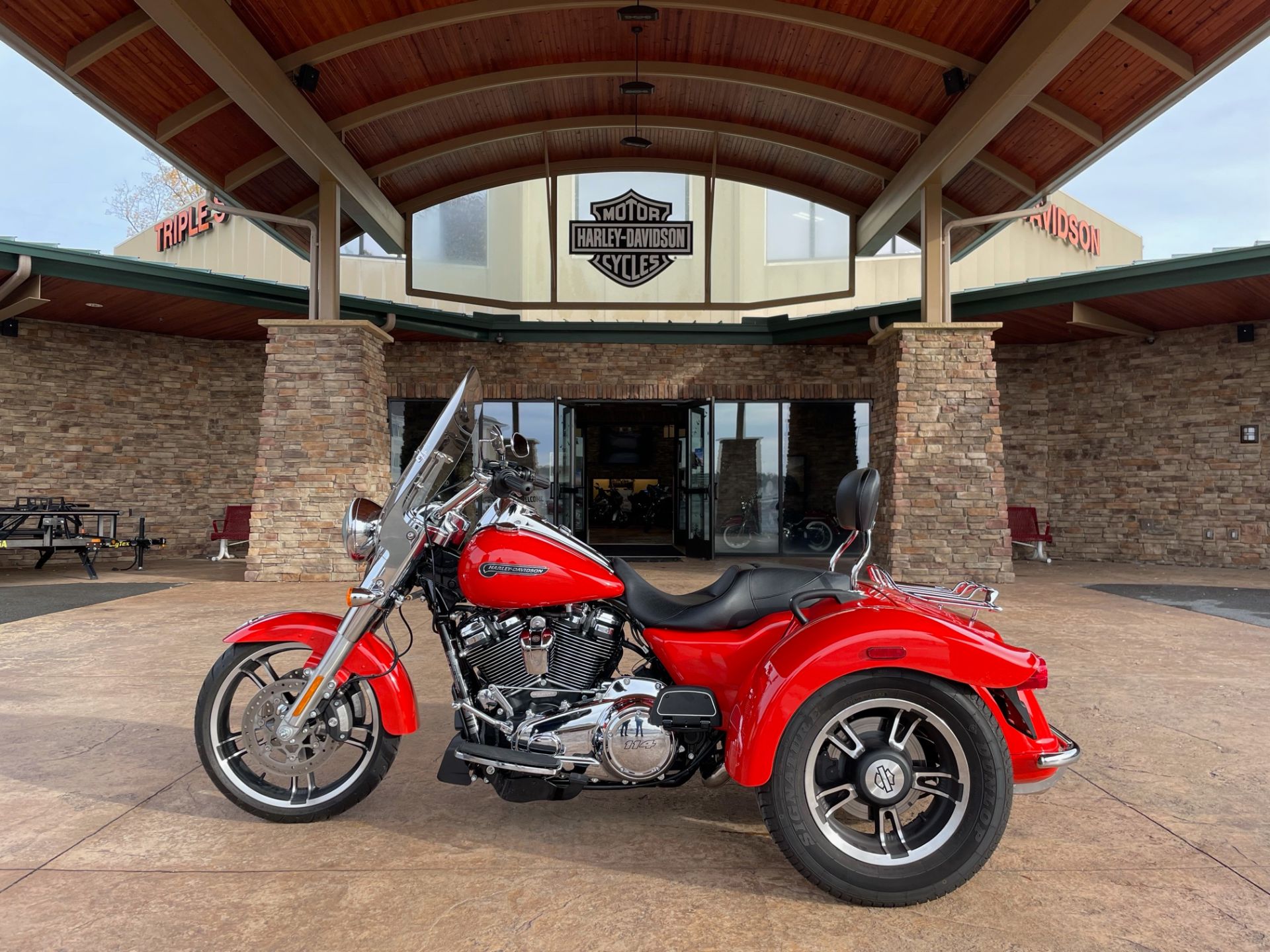 2020 Harley-Davidson Freewheeler® in Morgantown, West Virginia - Photo 2