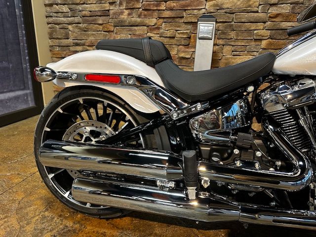 2024 Harley-Davidson Breakout® in Morgantown, West Virginia - Photo 5
