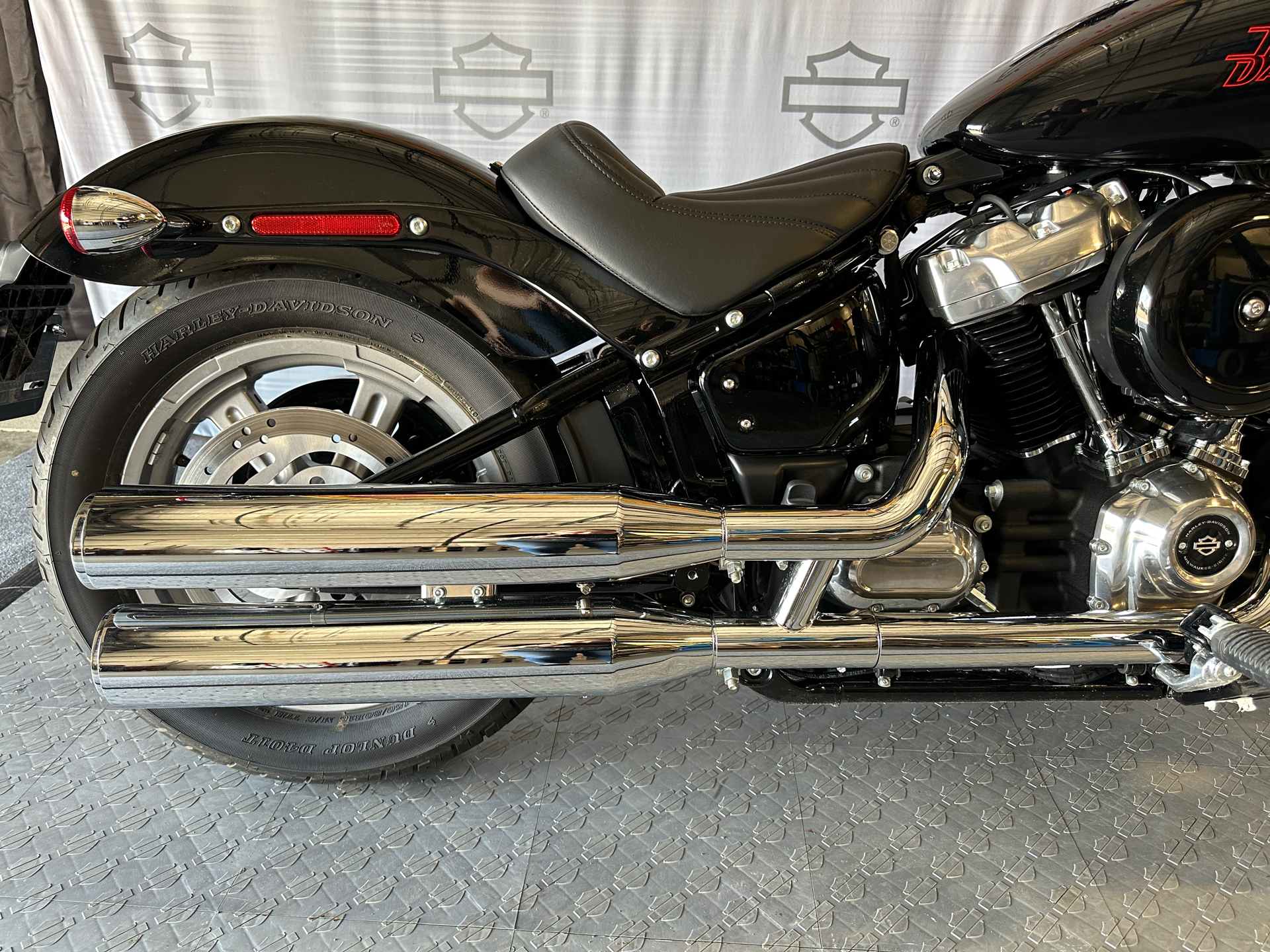 2023 Harley-Davidson Softail® Standard in Morgantown, West Virginia - Photo 4