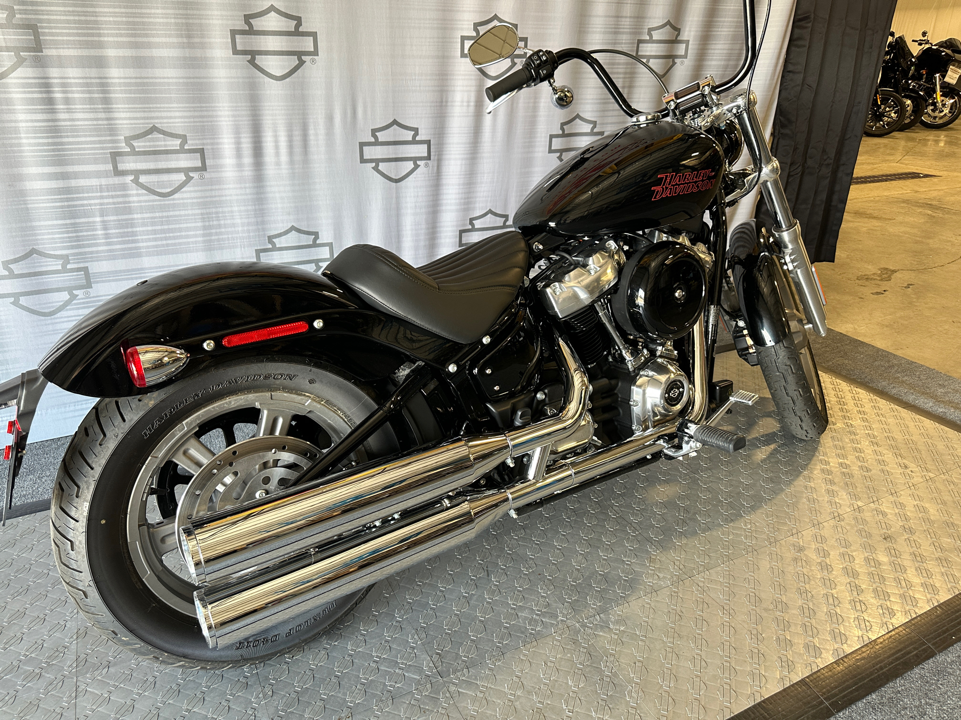 2023 Harley-Davidson Softail® Standard in Morgantown, West Virginia - Photo 5
