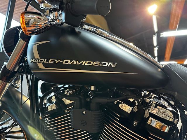 2023 Harley-Davidson Breakout® in Morgantown, West Virginia - Photo 9