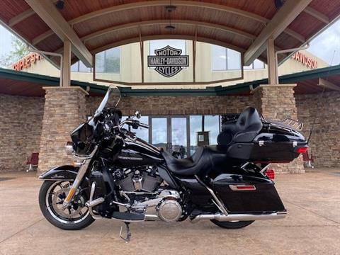 2018 Harley-Davidson Ultra Limited Low in Morgantown, West Virginia - Photo 2