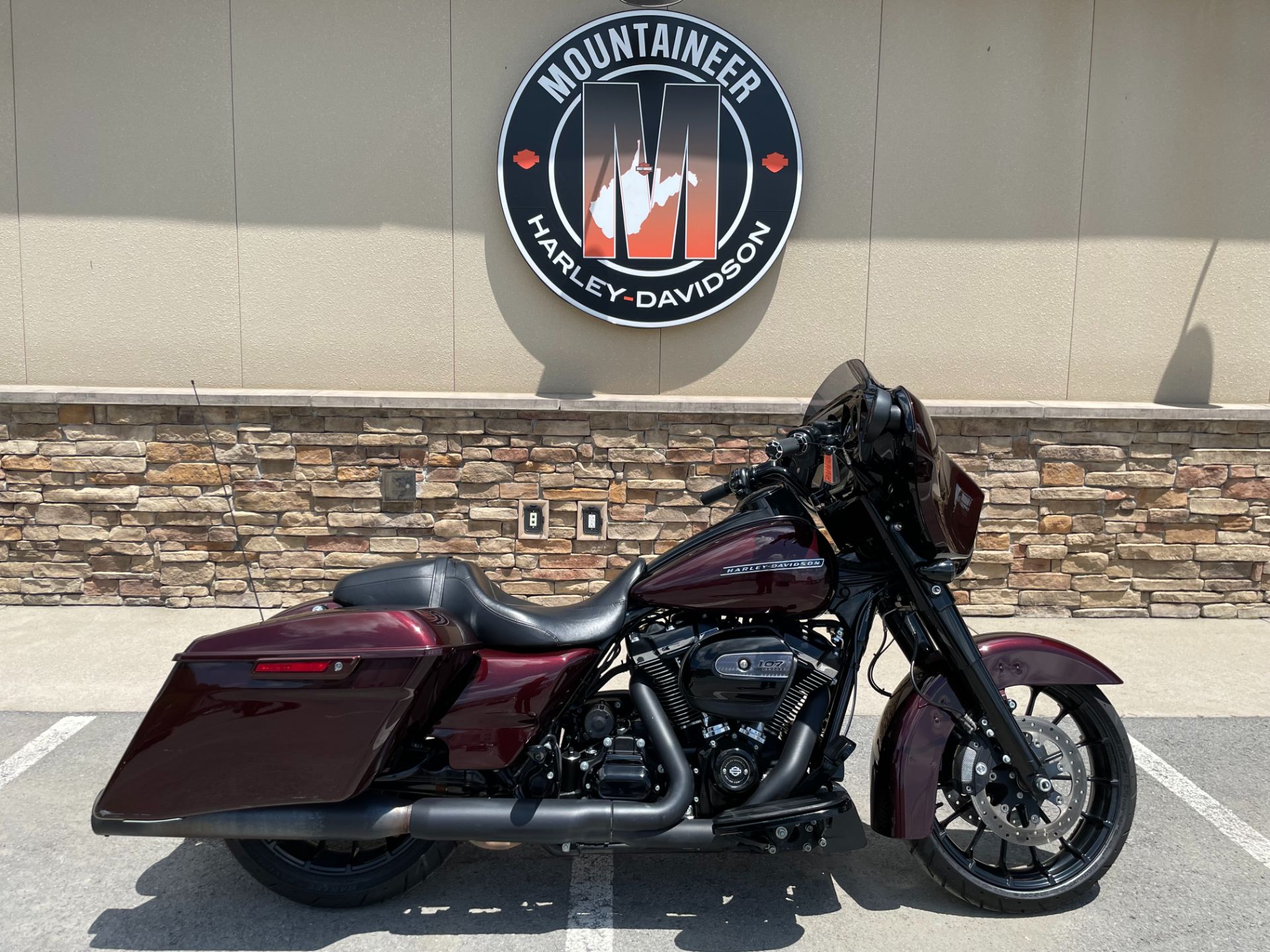 2018 Harley-Davidson Street Glide® Special in Morgantown, West Virginia - Photo 1