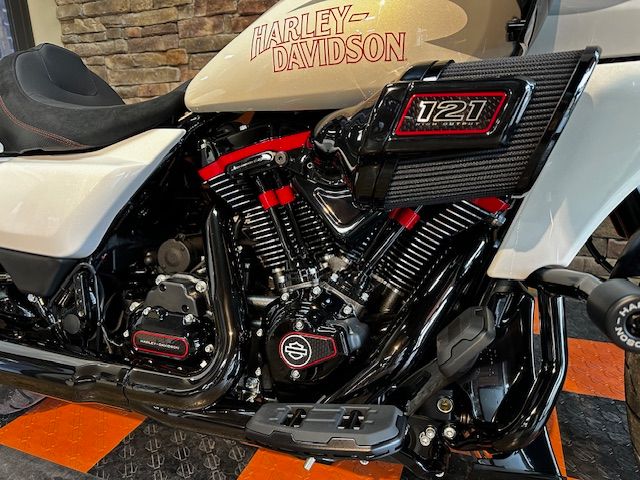 2024 Harley-Davidson CVO™ Road Glide® ST in Morgantown, West Virginia - Photo 5