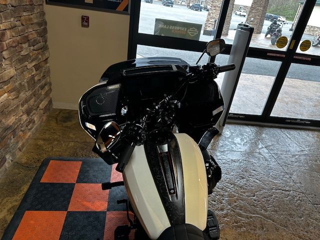 2024 Harley-Davidson CVO™ Road Glide® ST in Morgantown, West Virginia - Photo 15