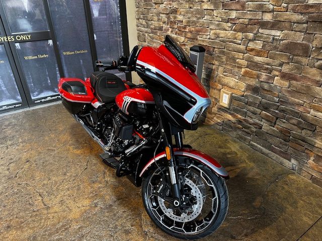 2024 Harley-Davidson CVO™ Street Glide® in Morgantown, West Virginia - Photo 23