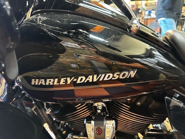 Certified Pre-Owned 2021 Harley-Davidson CVO™ Limited Royal Purple ...