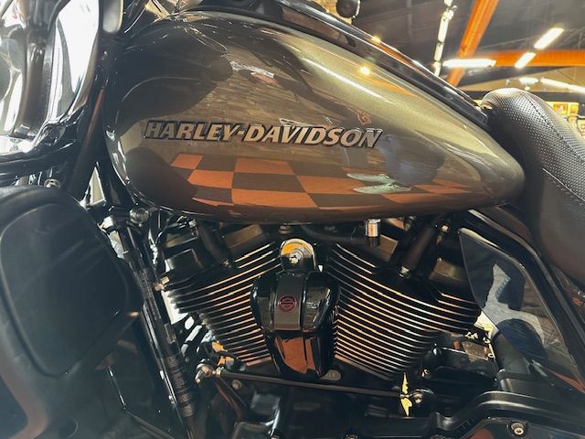 2021 Harley-Davidson CVO™ Limited in Morgantown, West Virginia - Photo 10