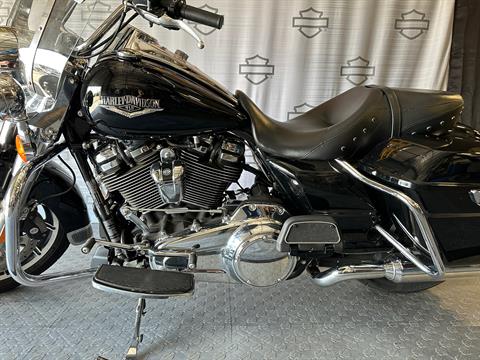 2019 Harley-Davidson Road King® in Morgantown, West Virginia - Photo 11