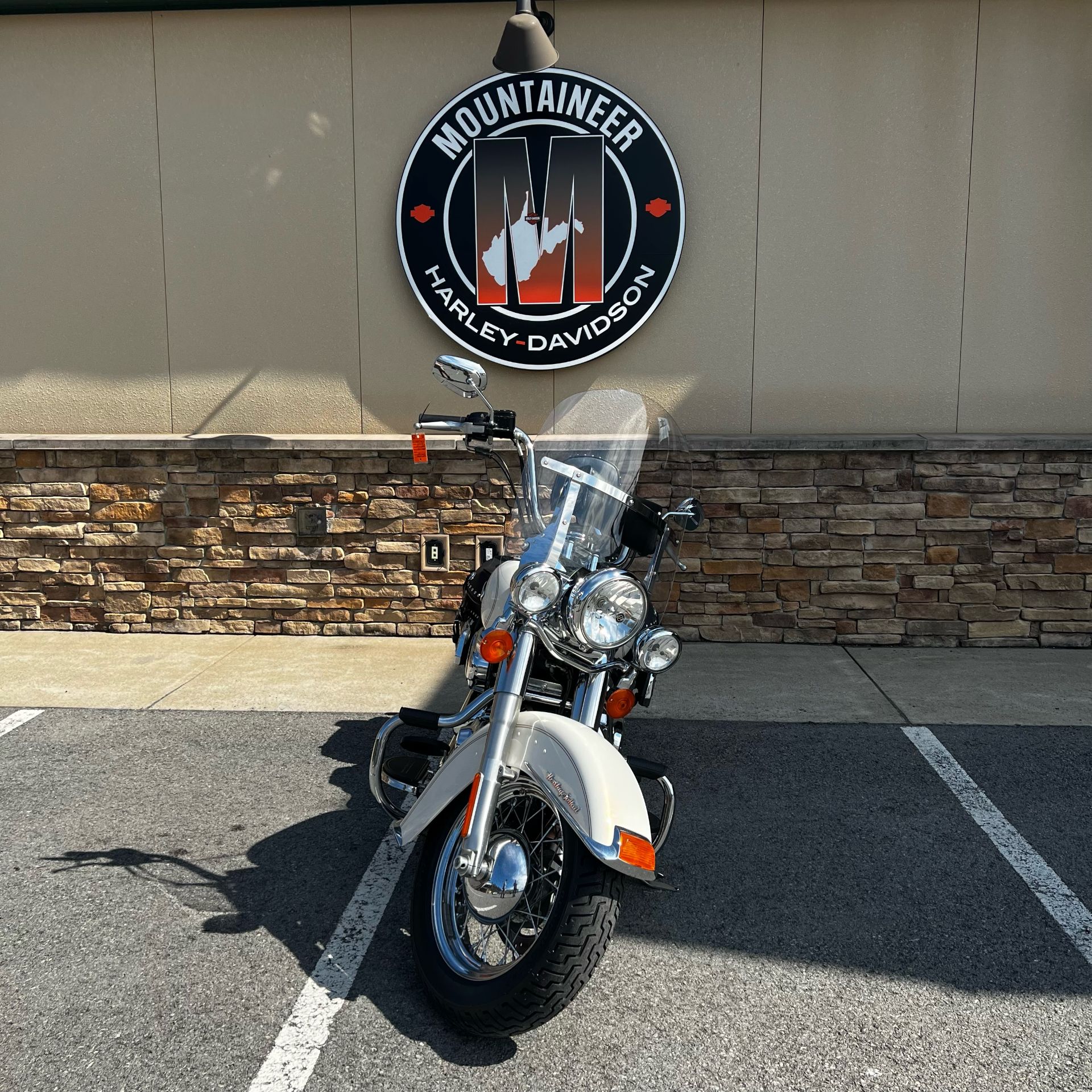2014 Harley-Davidson Heritage Softail® Classic in Morgantown, West Virginia - Photo 3