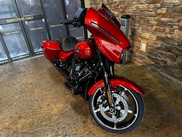 2024 Harley-Davidson Street Glide® in Morgantown, West Virginia - Photo 15