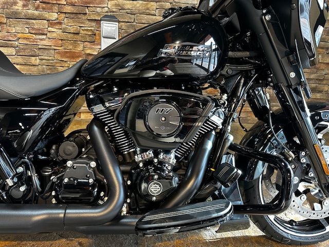 2024 Harley-Davidson Street Glide® in Morgantown, West Virginia - Photo 4