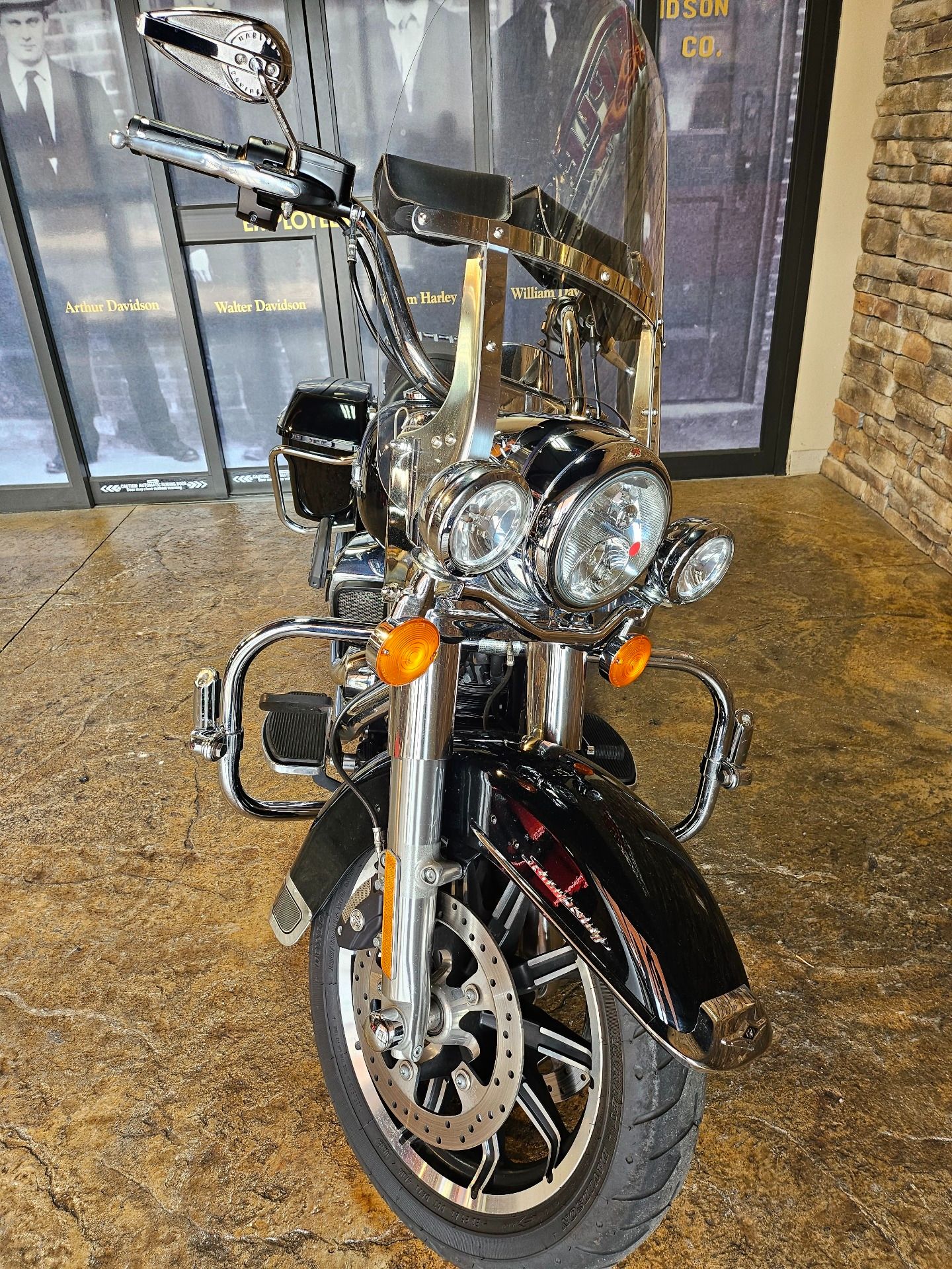 2018 Harley-Davidson Road King® in Morgantown, West Virginia - Photo 14