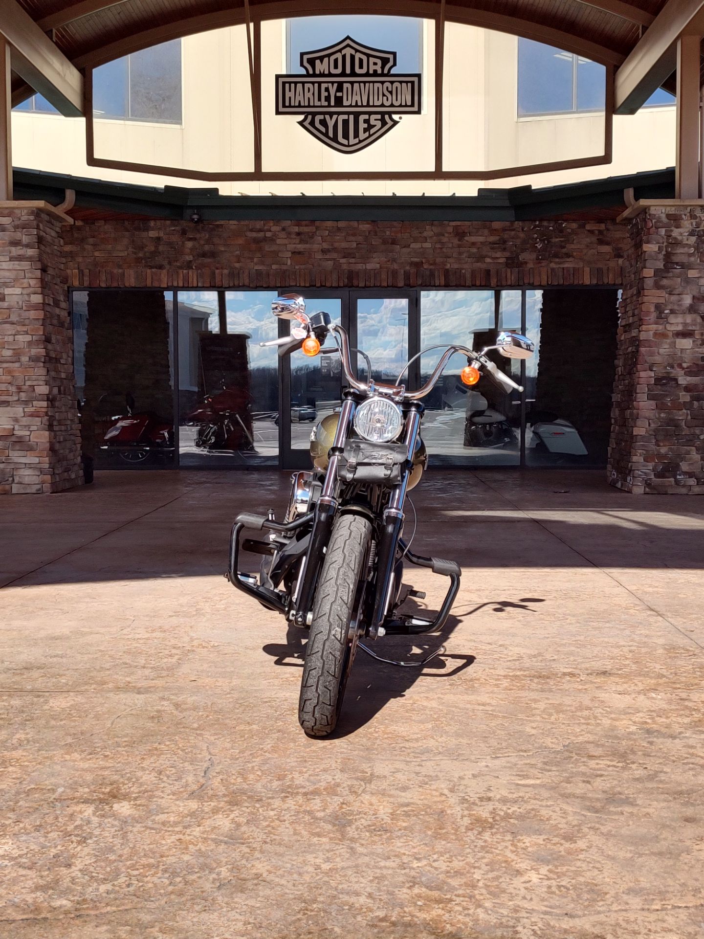 2017 Harley-Davidson Street Bob® in Morgantown, West Virginia - Photo 3