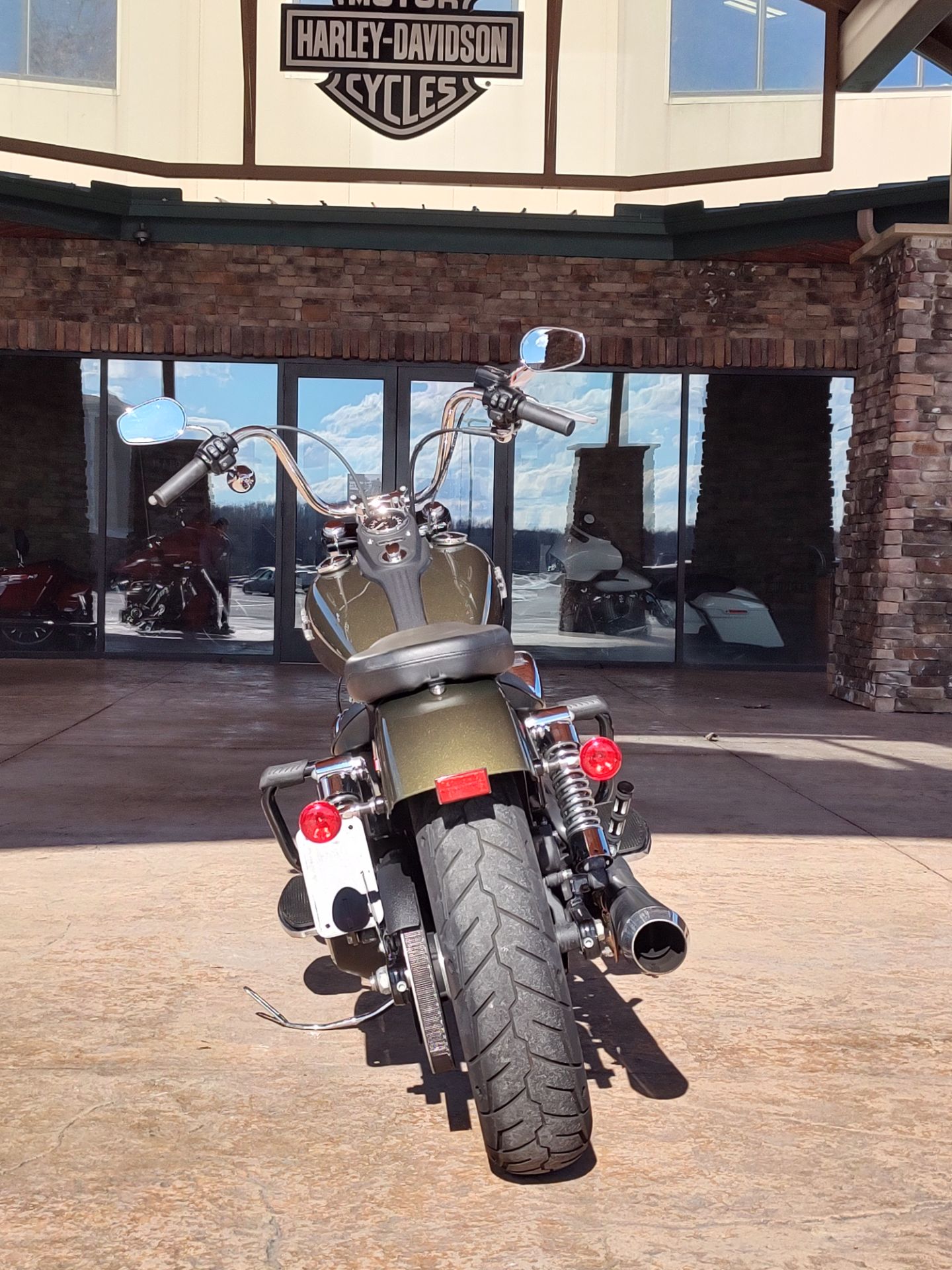 2017 Harley-Davidson Street Bob® in Morgantown, West Virginia - Photo 4