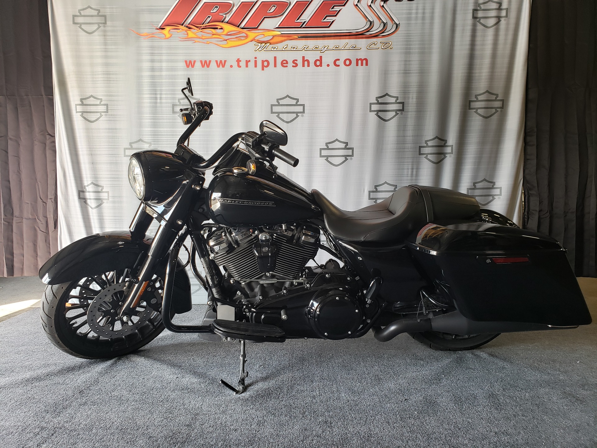 2018 Harley-Davidson Road King® Special in Morgantown, West Virginia - Photo 12