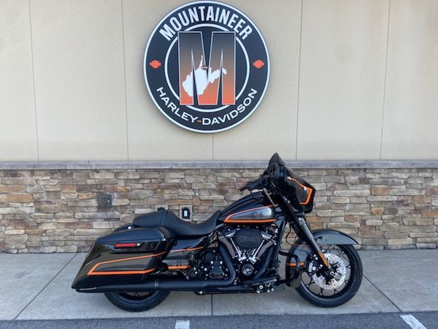 2022 Harley-Davidson Street Glide® Special in Morgantown, West Virginia - Photo 1