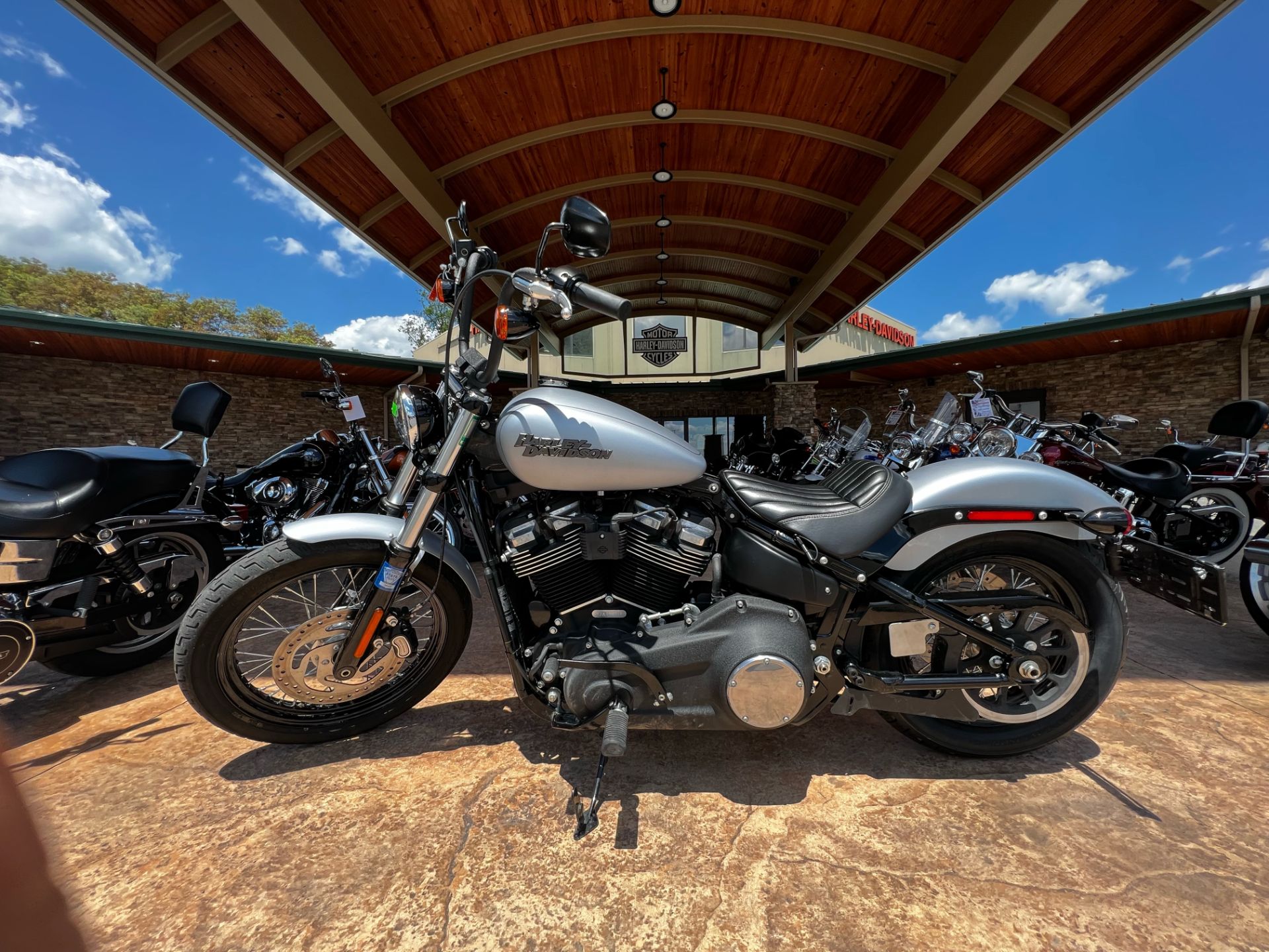 2020 Harley-Davidson Street Bob® in Morgantown, West Virginia - Photo 2