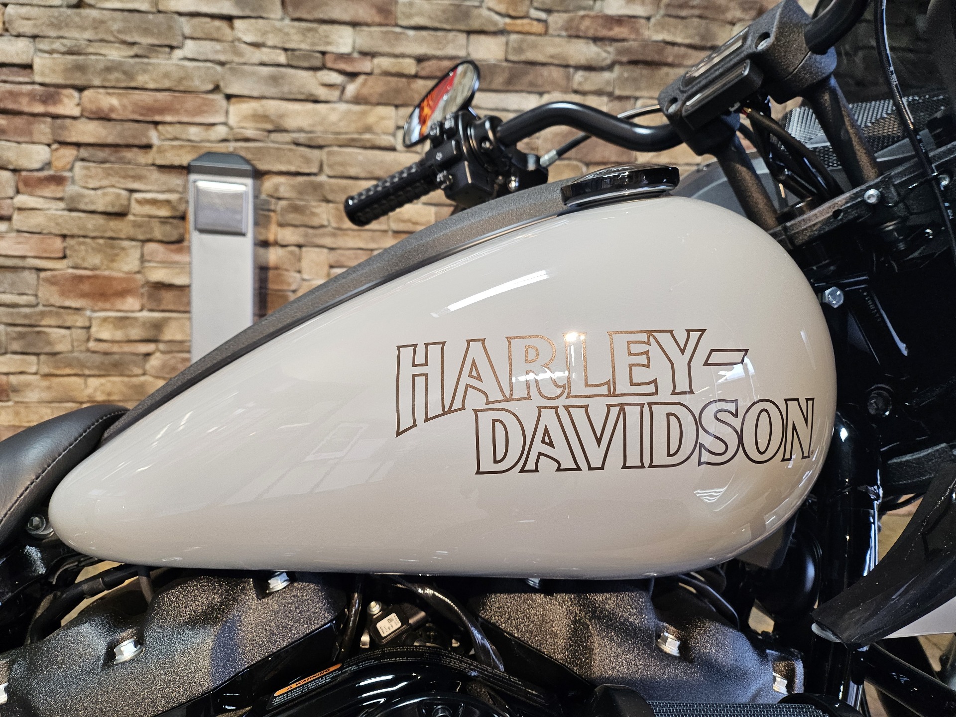 2024 Harley-Davidson Low Rider® ST in Morgantown, West Virginia - Photo 2