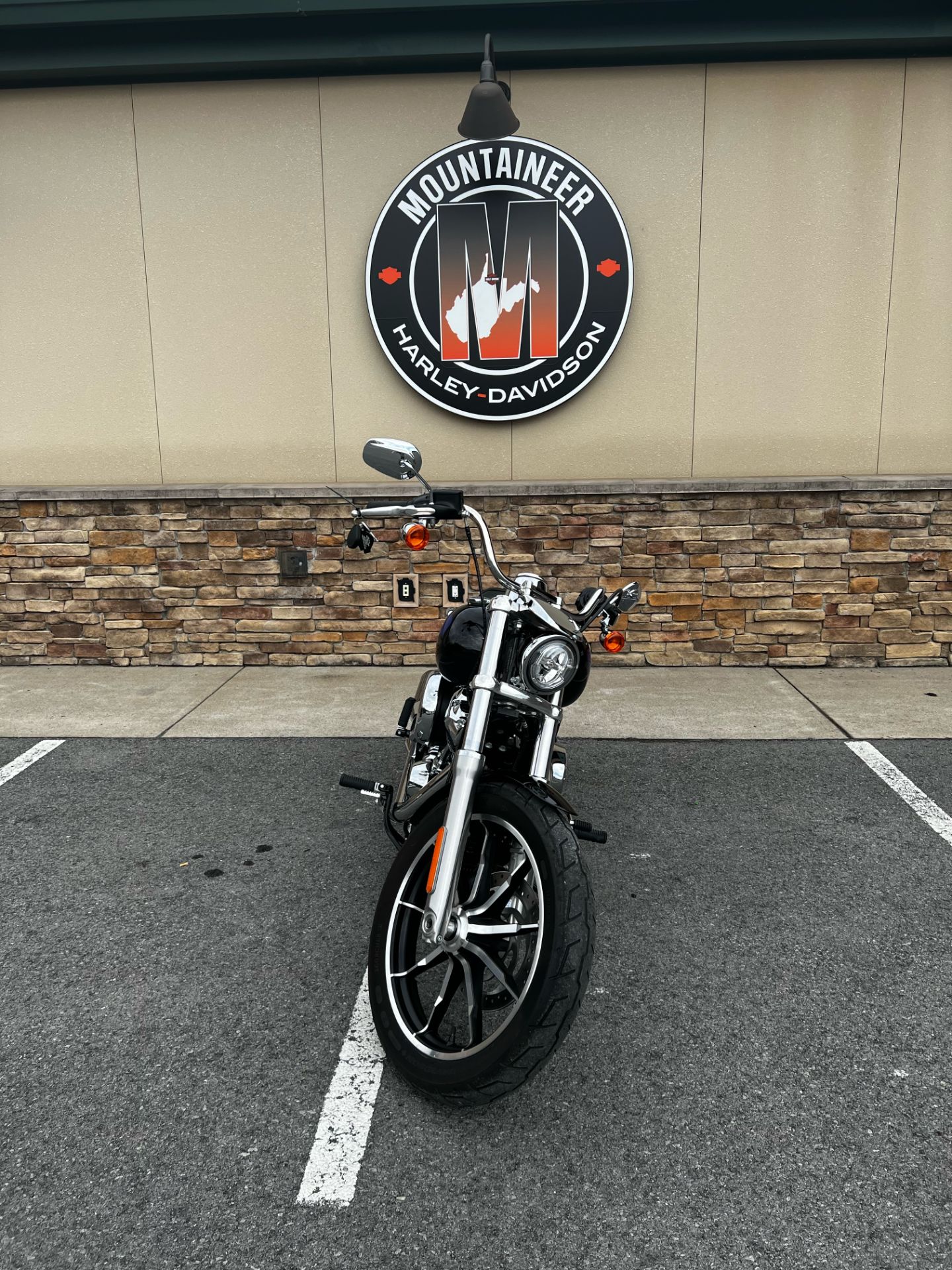 2018 Harley-Davidson Low Rider® 107 in Morgantown, West Virginia - Photo 3