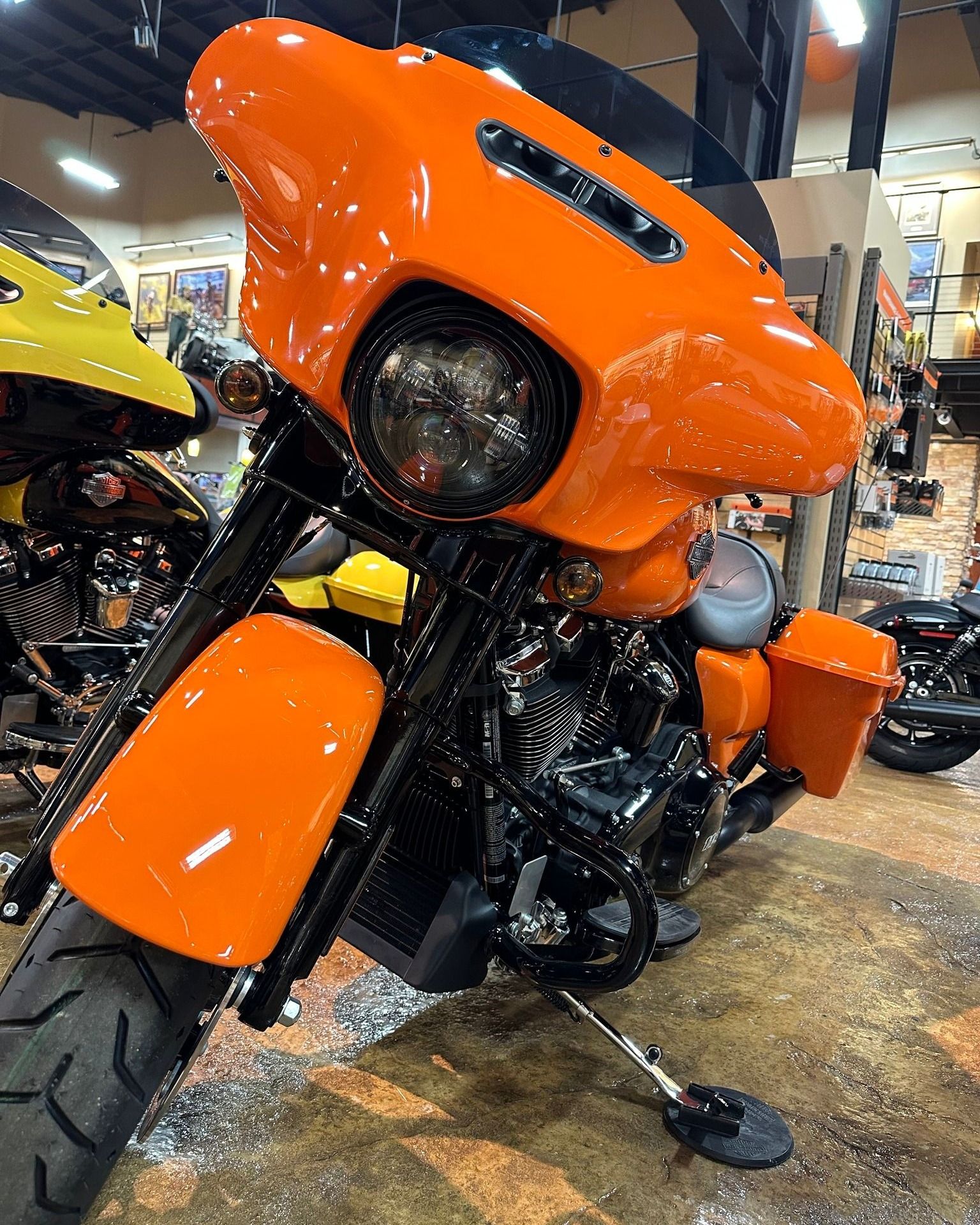 2023 Harley-Davidson Street Glide® Special in Morgantown, West Virginia - Photo 2