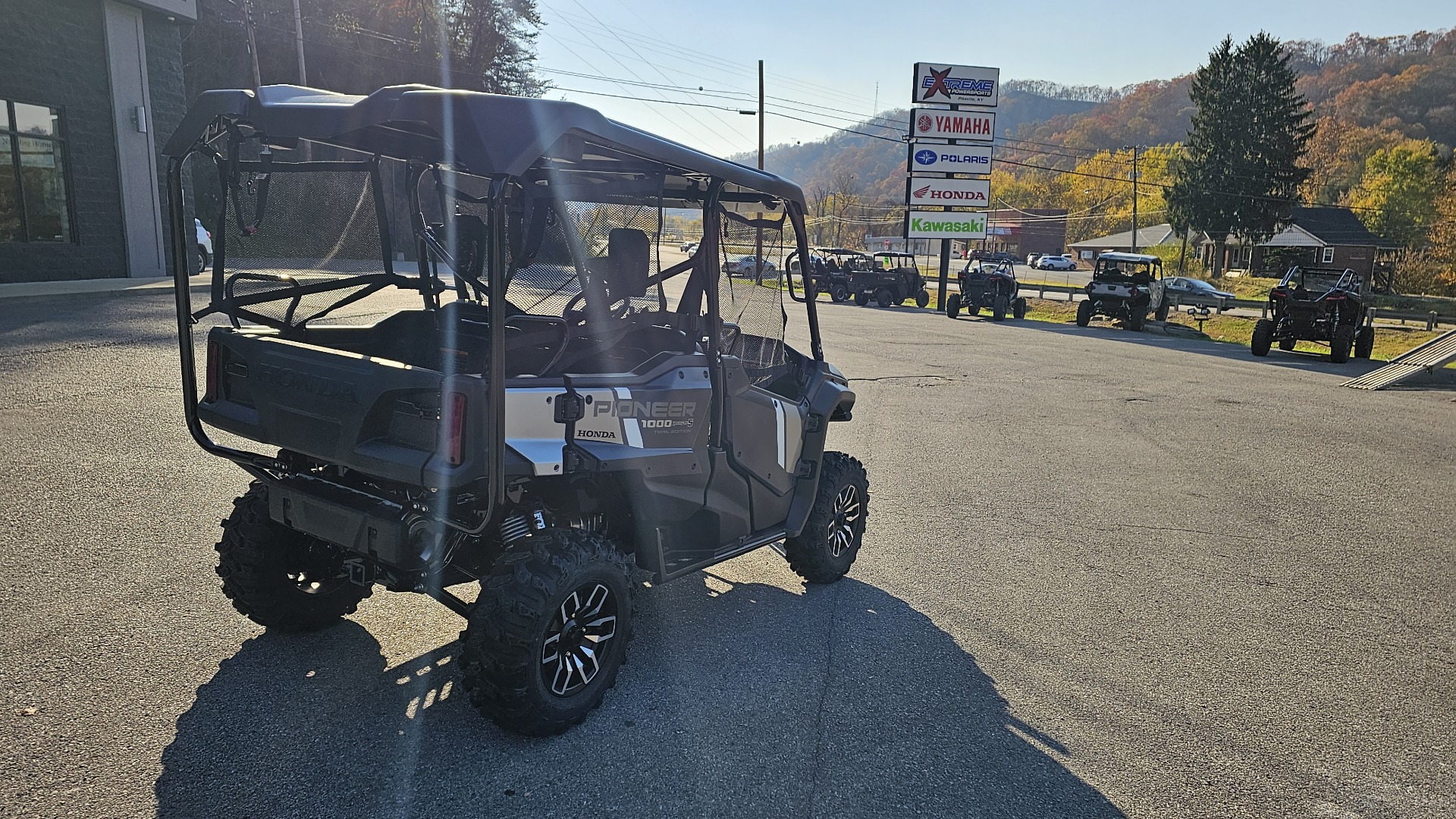 2023 Honda Pioneer 1000-5 Trail in Pikeville, Kentucky - Photo 3