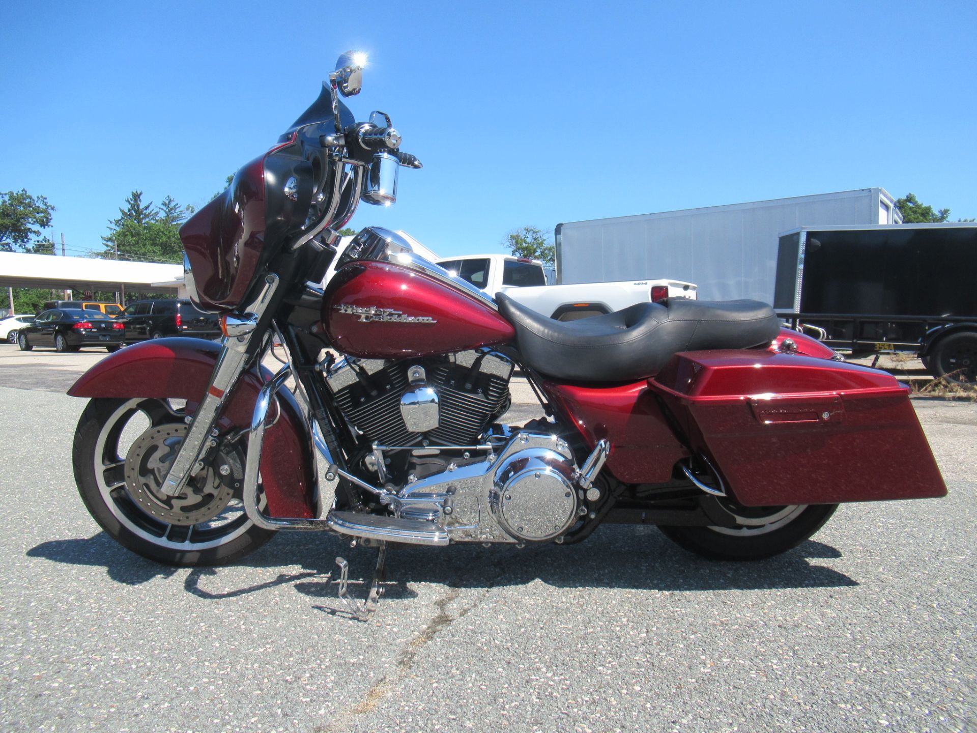 2010 Harley-Davidson Street Glide® in Springfield, Massachusetts - Photo 4