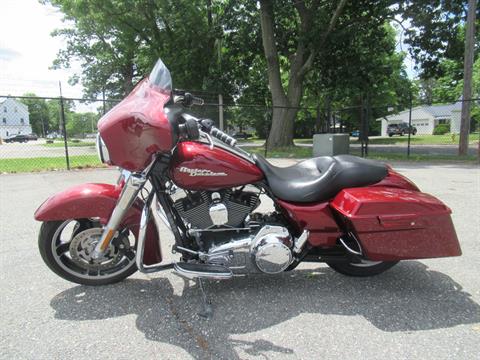 2010 Harley-Davidson Street Glide® in Springfield, Massachusetts - Photo 4