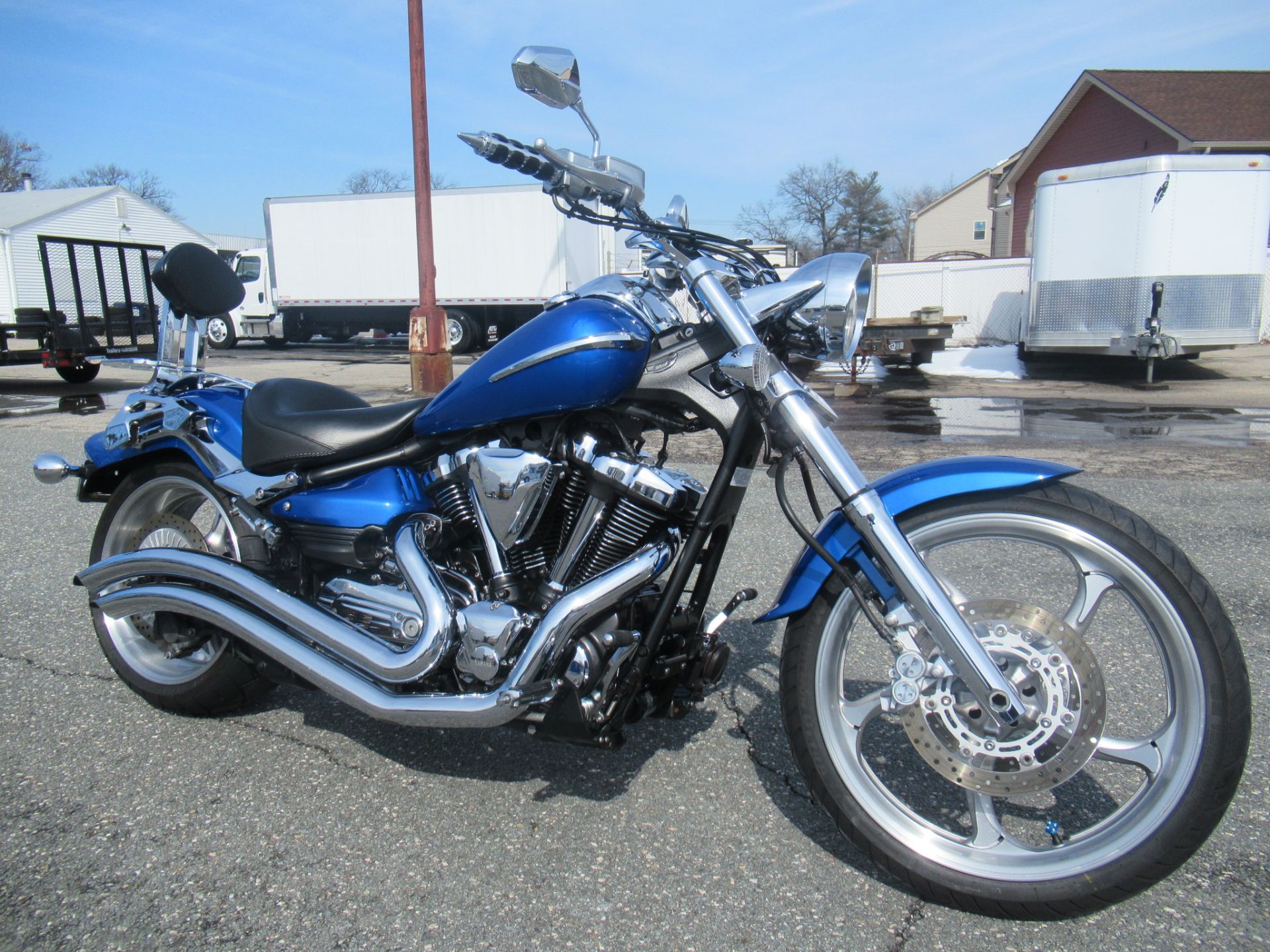 2008 Yamaha Raider S in Springfield, Massachusetts - Photo 3