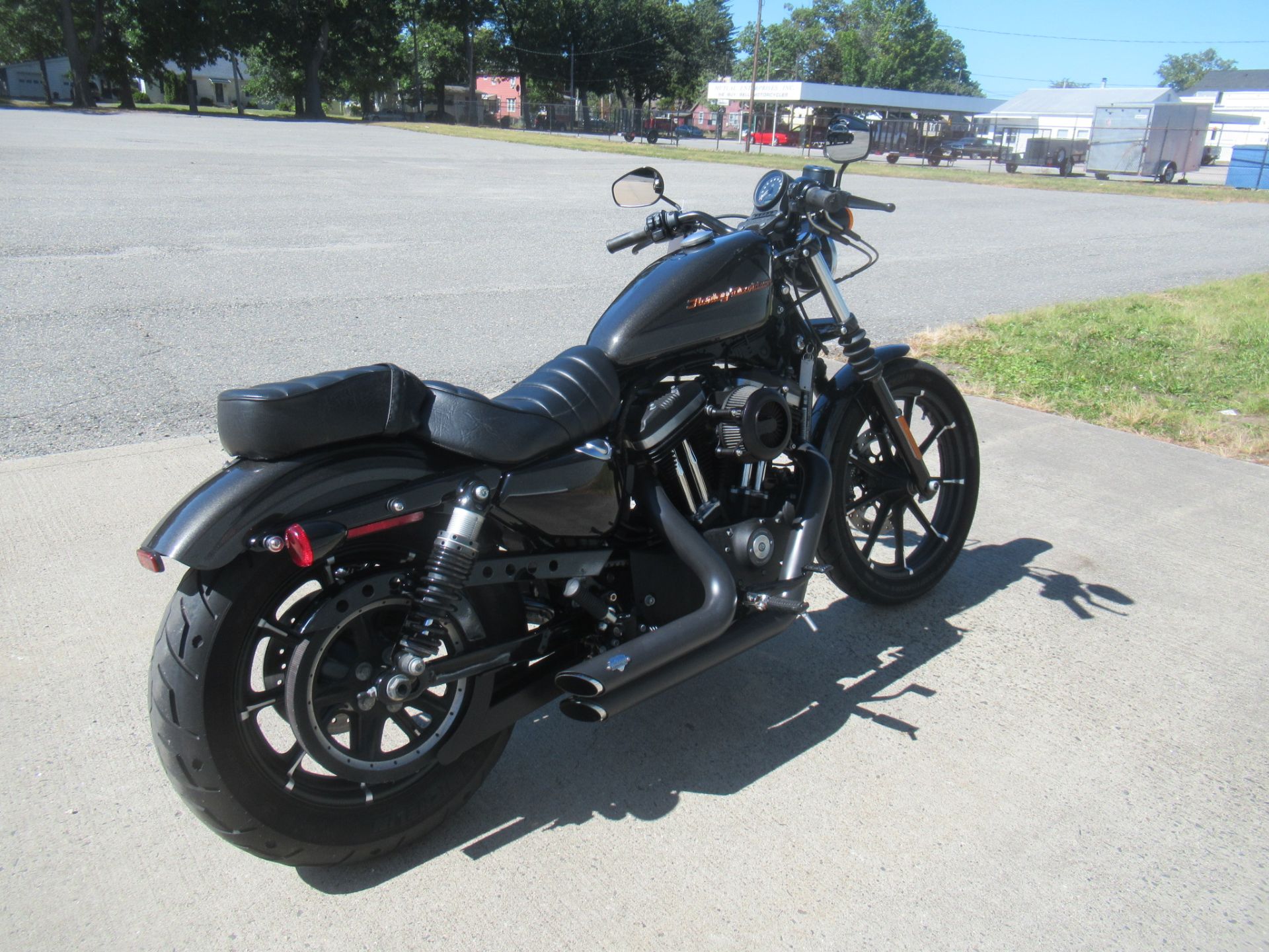 2019 Harley-Davidson Iron 883™ in Springfield, Massachusetts - Photo 2