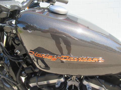 2019 Harley-Davidson Iron 883™ in Springfield, Massachusetts - Photo 5